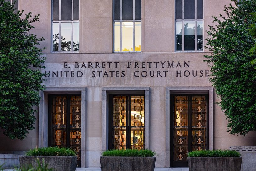 El edificio de los tribunales federales en Washington, sede del Tribunal de Distrito de Columbia y de la Corte de Apelaciones del Circuito de DC (foto de 2024).