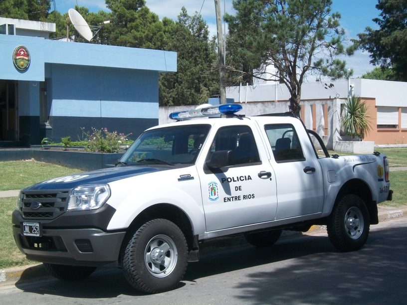 Una camioneta Ford Ranger de la Policía de Entre Ríos.
